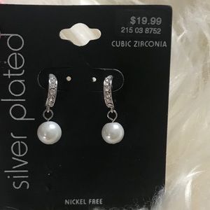 *5 FOR $25* NWT Silver Plated Cuff Stone Earrings